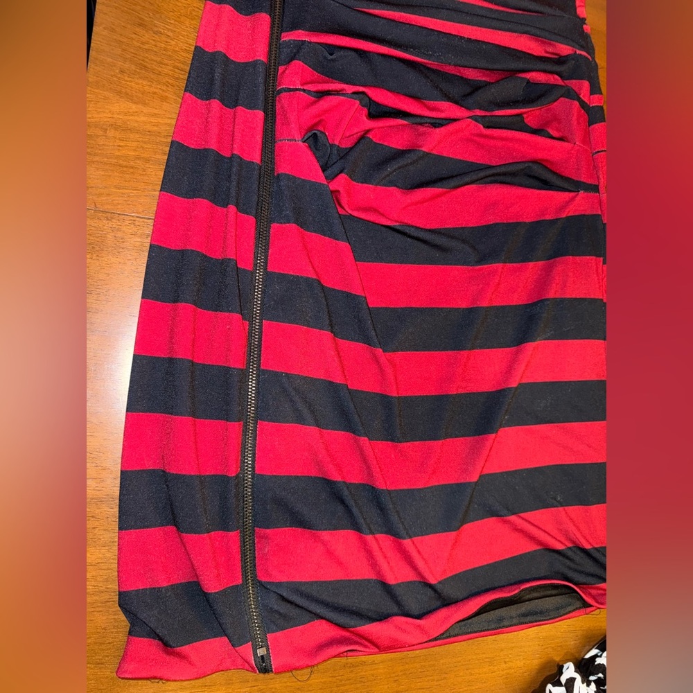 Eloquii Red and Black Dress - Picture 13 of 14